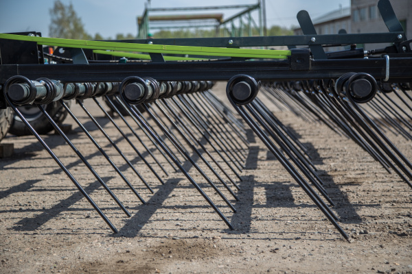 Бороны пружинные