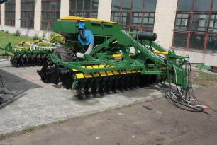 АППА-6-02 Агрегат почвообрабатывающе-посевной с дисковыми рабочими органами