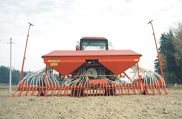 Сеялка пневматическая универсальная СПУ-4Л для льна