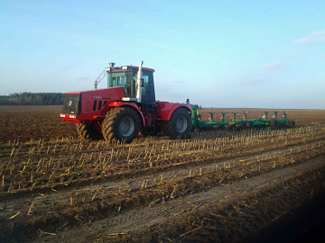 Плуг полунавесной оборотный ППОВ-8-40К