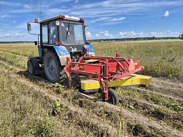 Машина ботвоуборочная МБУ-1,4ЛК (луковая, модернизированная)