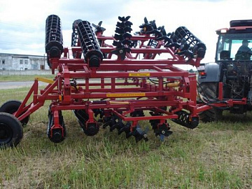 Агрегат комбинированный почвообрабатывающий АКШ-7,2-02 (с ножевой бороной)