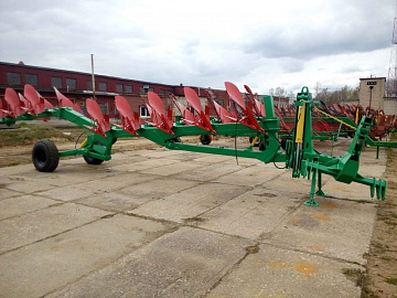 Плуг полунавесной оборотный ППО-7-40-01